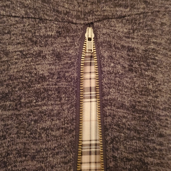 Downeast Layered Sweatshirt Top w/ Zippered Back - S - Picture 5 of 6